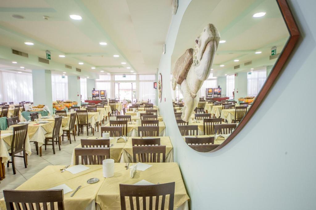 Ciccio Hotel ミザーノ・アドリアーティコ エクステリア 写真